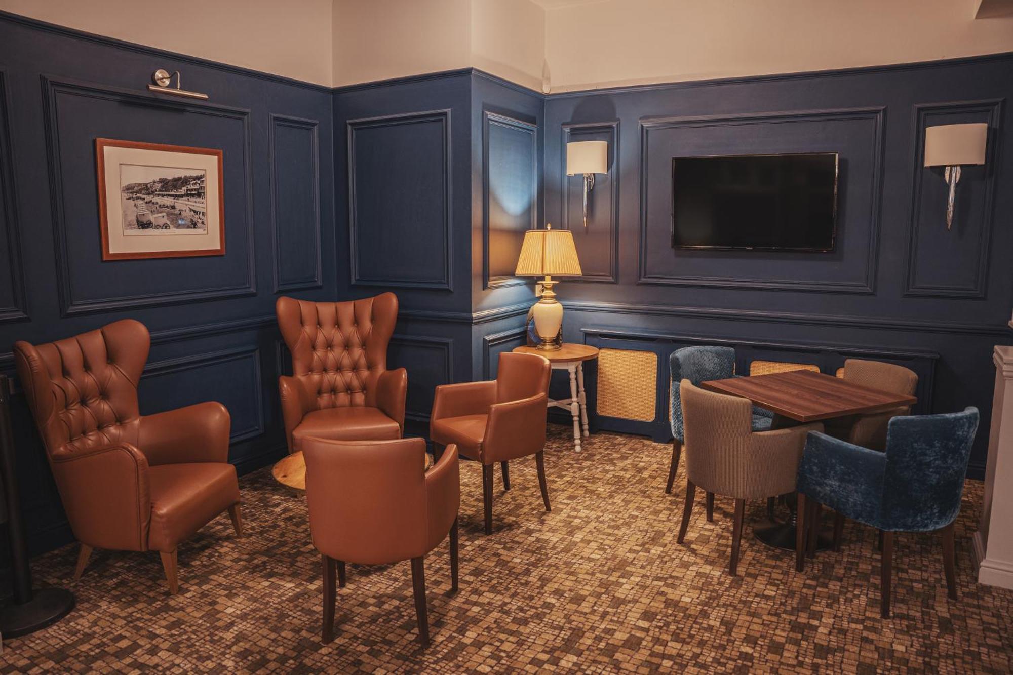 Trouville Hotel By Compass Hospitality Sandown Exterior foto